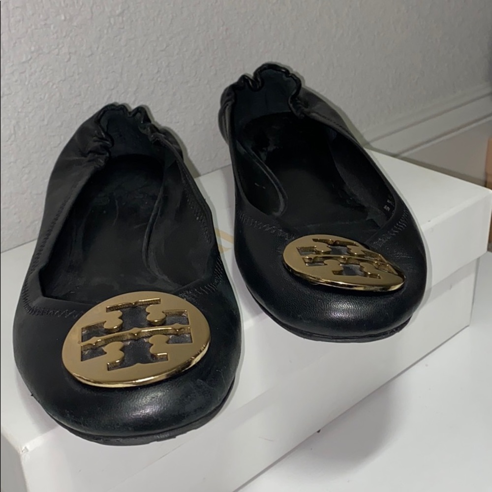 Black flats